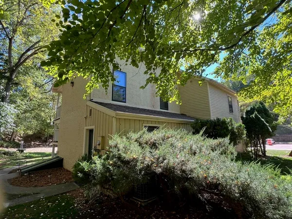 $419,000 | 341 Spring Street, Galena, IL 61036