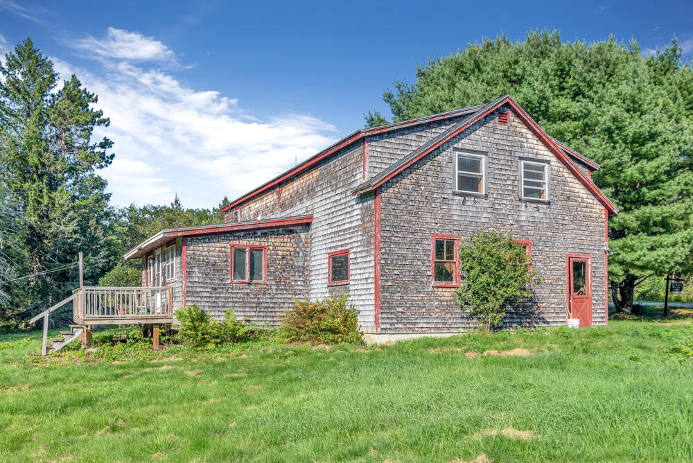 560 The Shore Road Castine, ME 04421 - Photo 5 of 43 560 The Shore Rd 40 of 45