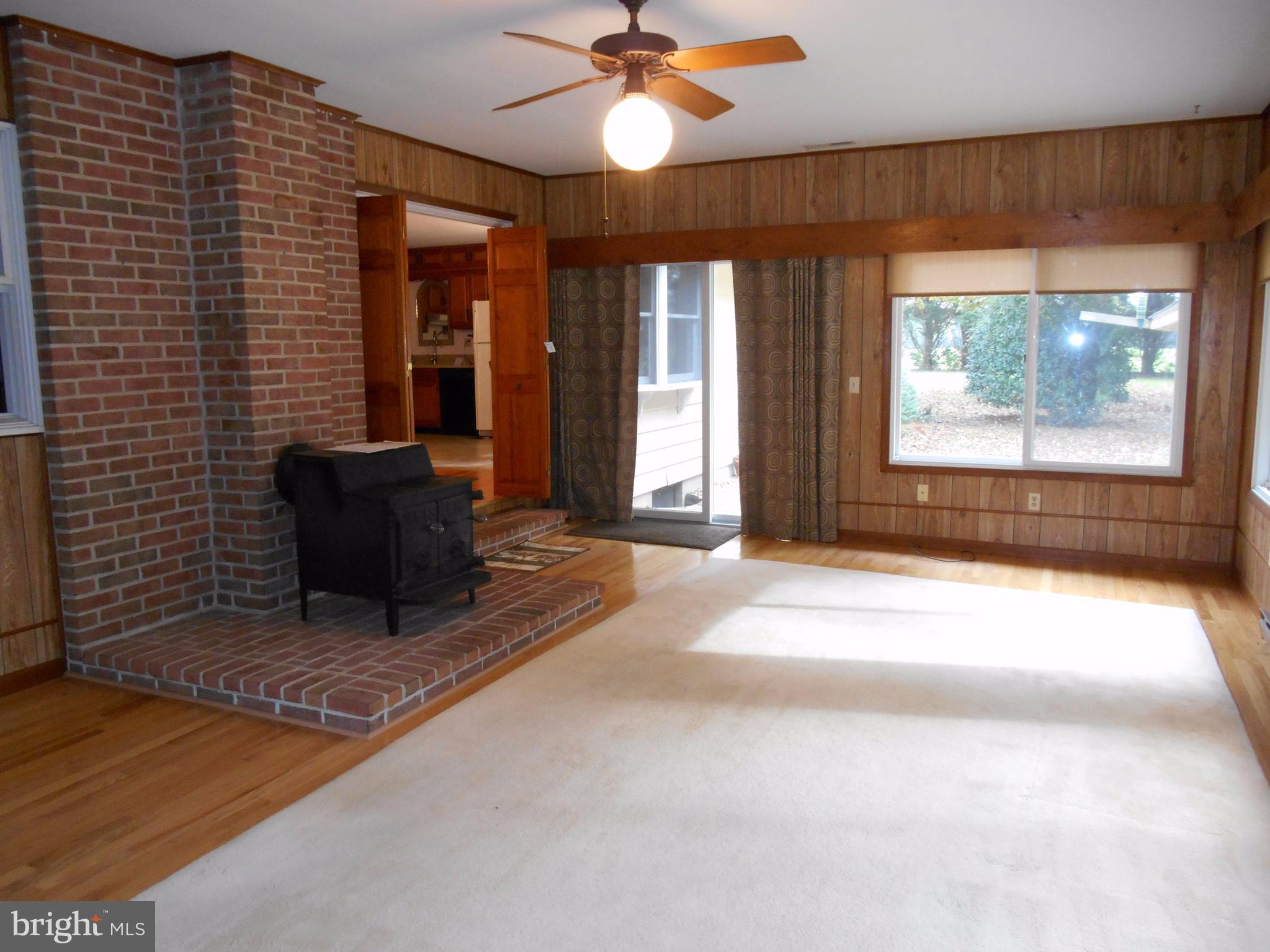 29891 Grasswell Road Easton, MD 21601 - Photo 16 of 29 Family room w/wood stove