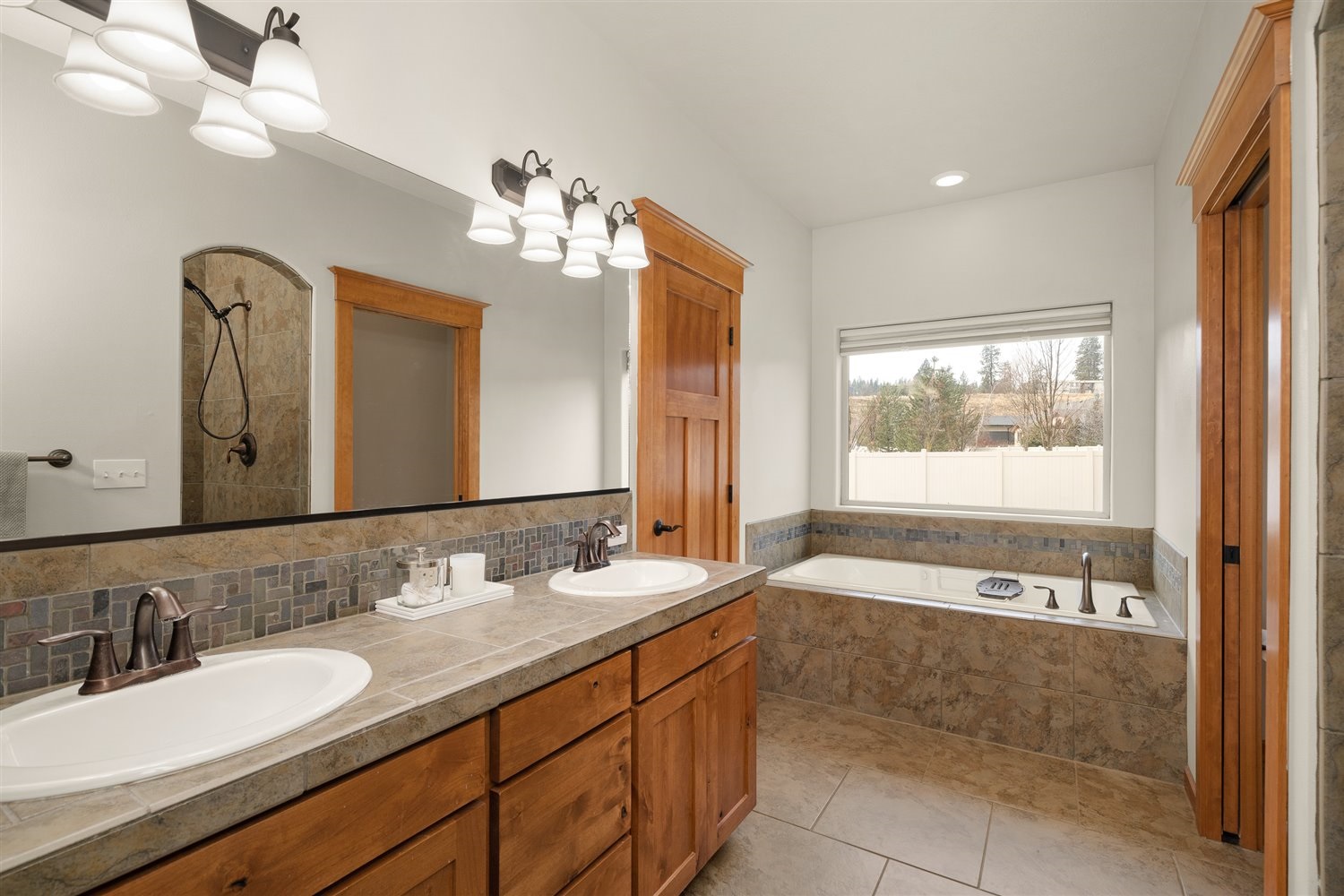 1603 North Rim View Street Spokane, WA 99224 - Photo 17 of 36 Gallery Image 17