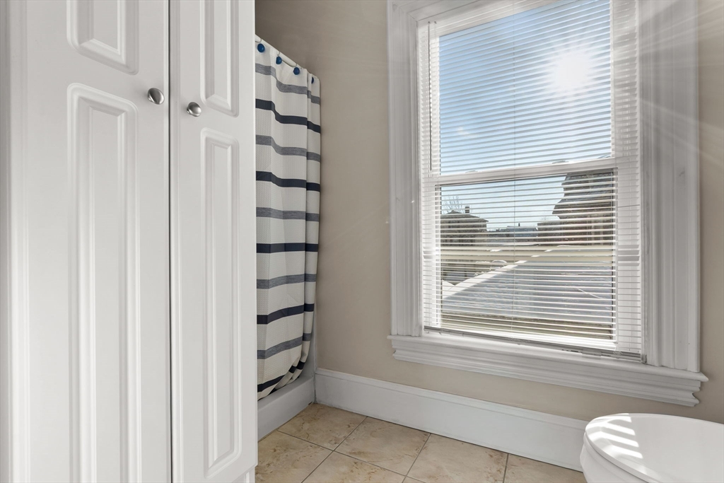 40 Avon Street, Unit 2 Wakefield, MA 01880 - Photo 22 of 29