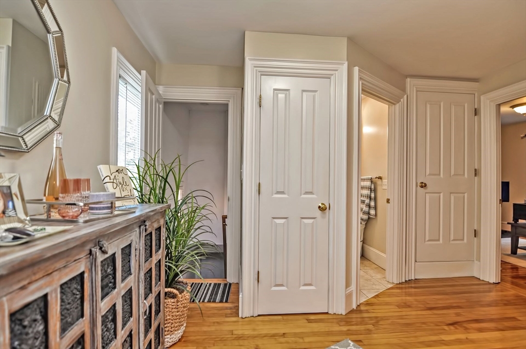 40 Avon Street, Unit 2 Wakefield, MA 01880 - Photo 23 of 29