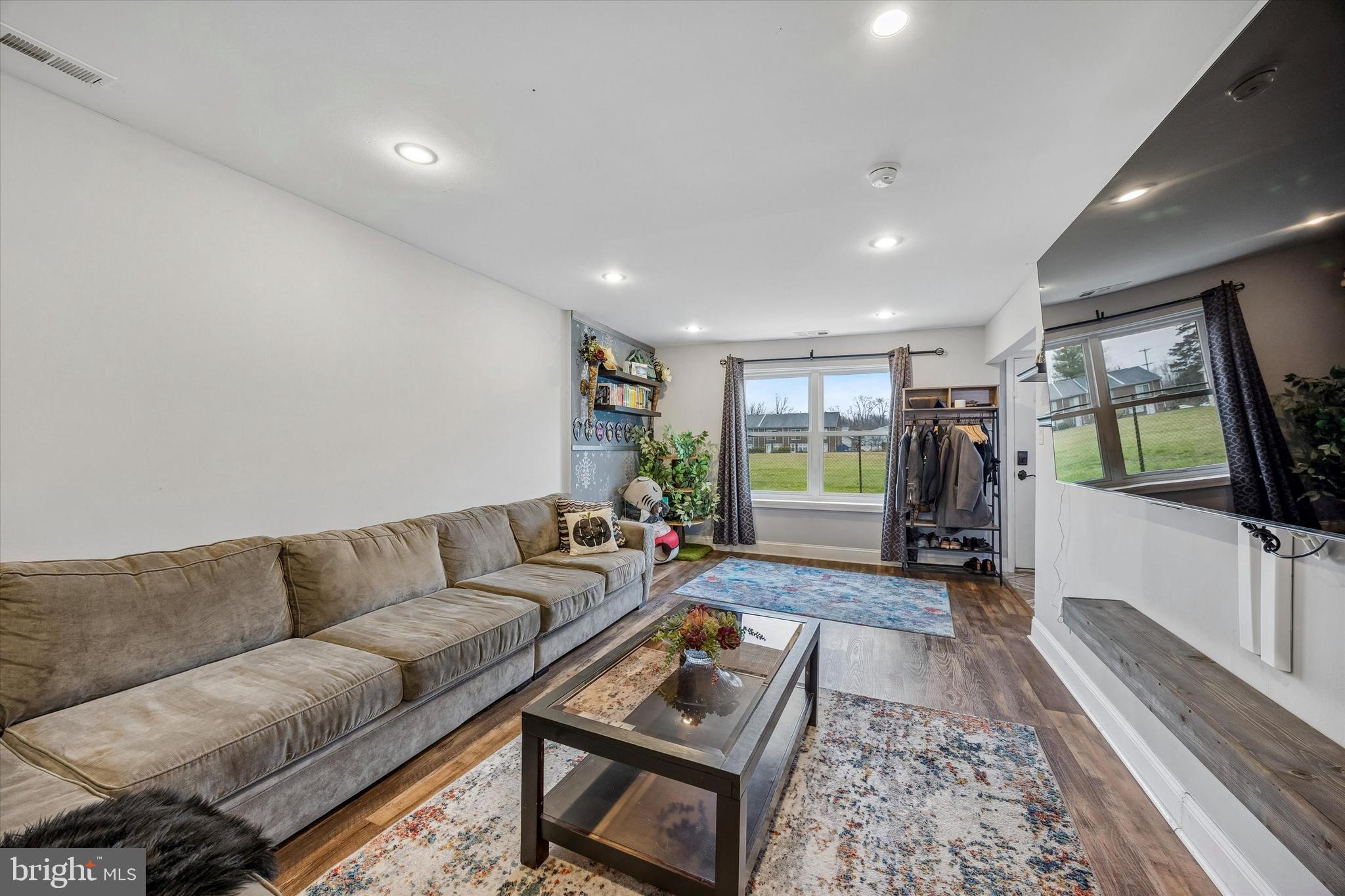 12135 Academy Road, Unit 19 Philadelphia, PA 19154 - Photo 4 of 15 Gallery Image 4