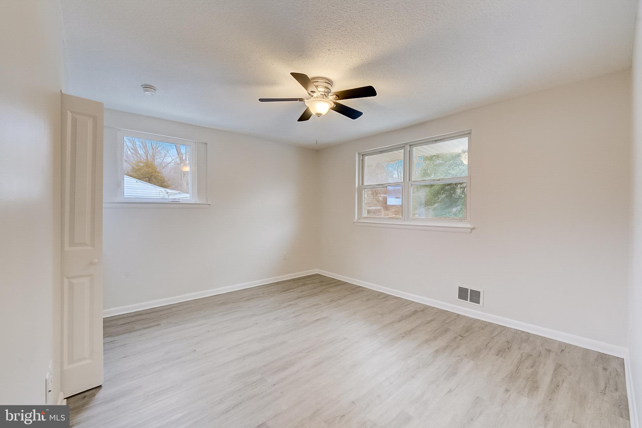 9405 Wilder Street Clinton, MD 20735 - Photo 12 of 36