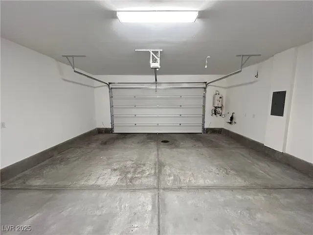 $2,595 | 600 Carriage Hill Drive, Unit 1070, Las Vegas, NV 89138