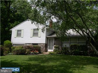 1136 Oliver Road Huntingdon Valley, PA 19006 - Photo 1 of 12 Exterior