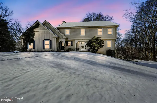 $615,000 | 5 Roosevelt Way, Avondale, PA 19311