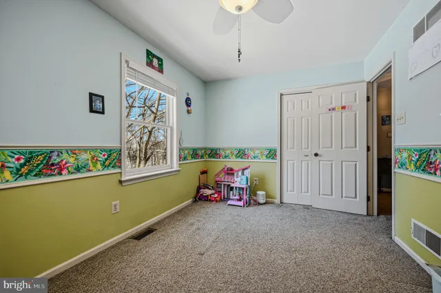 $615,000 | 5 Roosevelt Way, Avondale, PA 19311