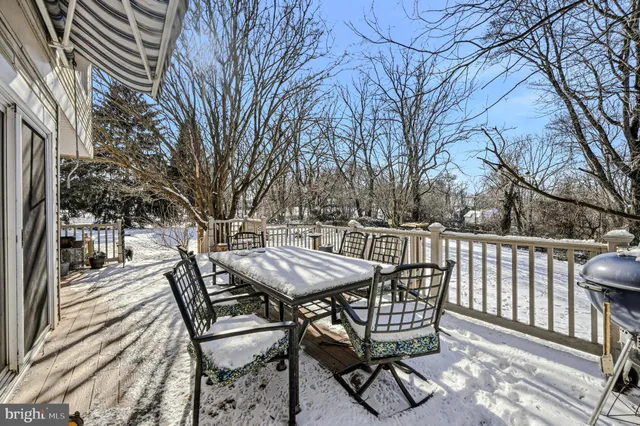 $615,000 | 5 Roosevelt Way, Avondale, PA 19311