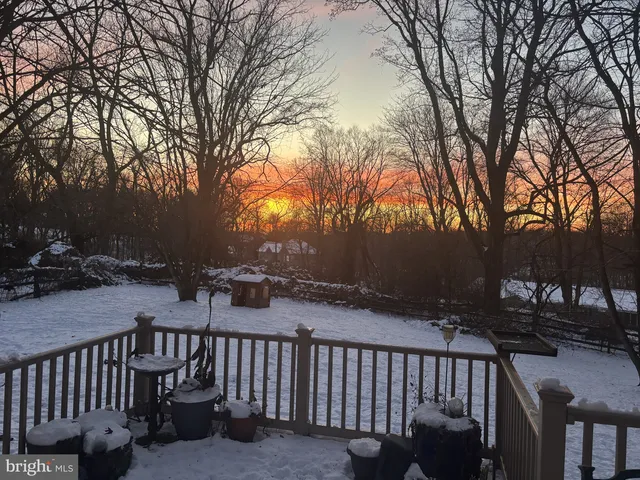 $615,000 | 5 Roosevelt Way, Avondale, PA 19311