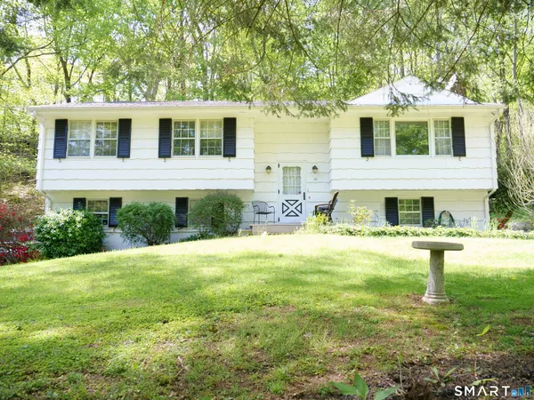 $674,900 | 31 Longview Drive, Ridgefield, CT 06877