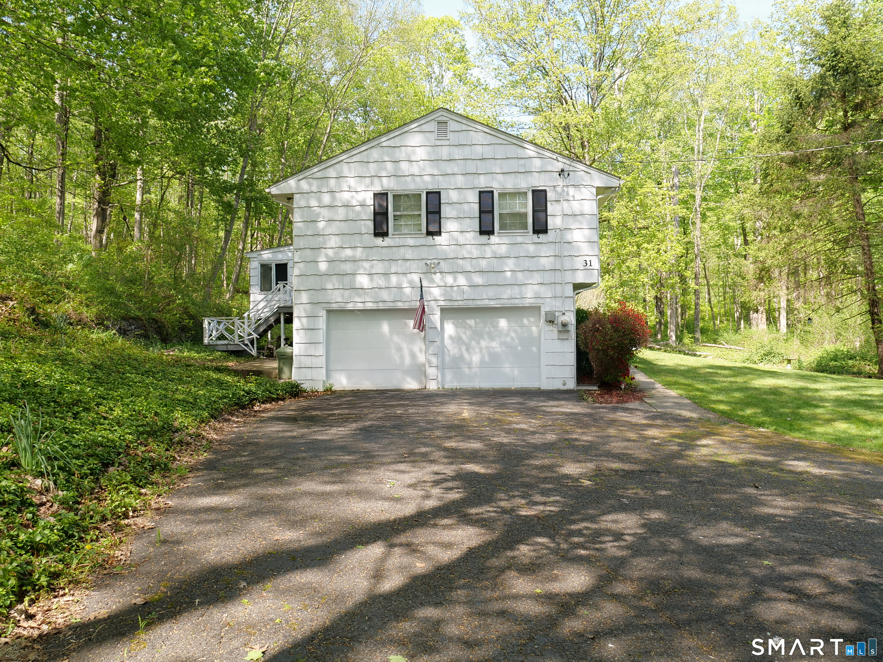 31 Longview Drive Ridgefield, CT 06877 - Photo 4 of 40