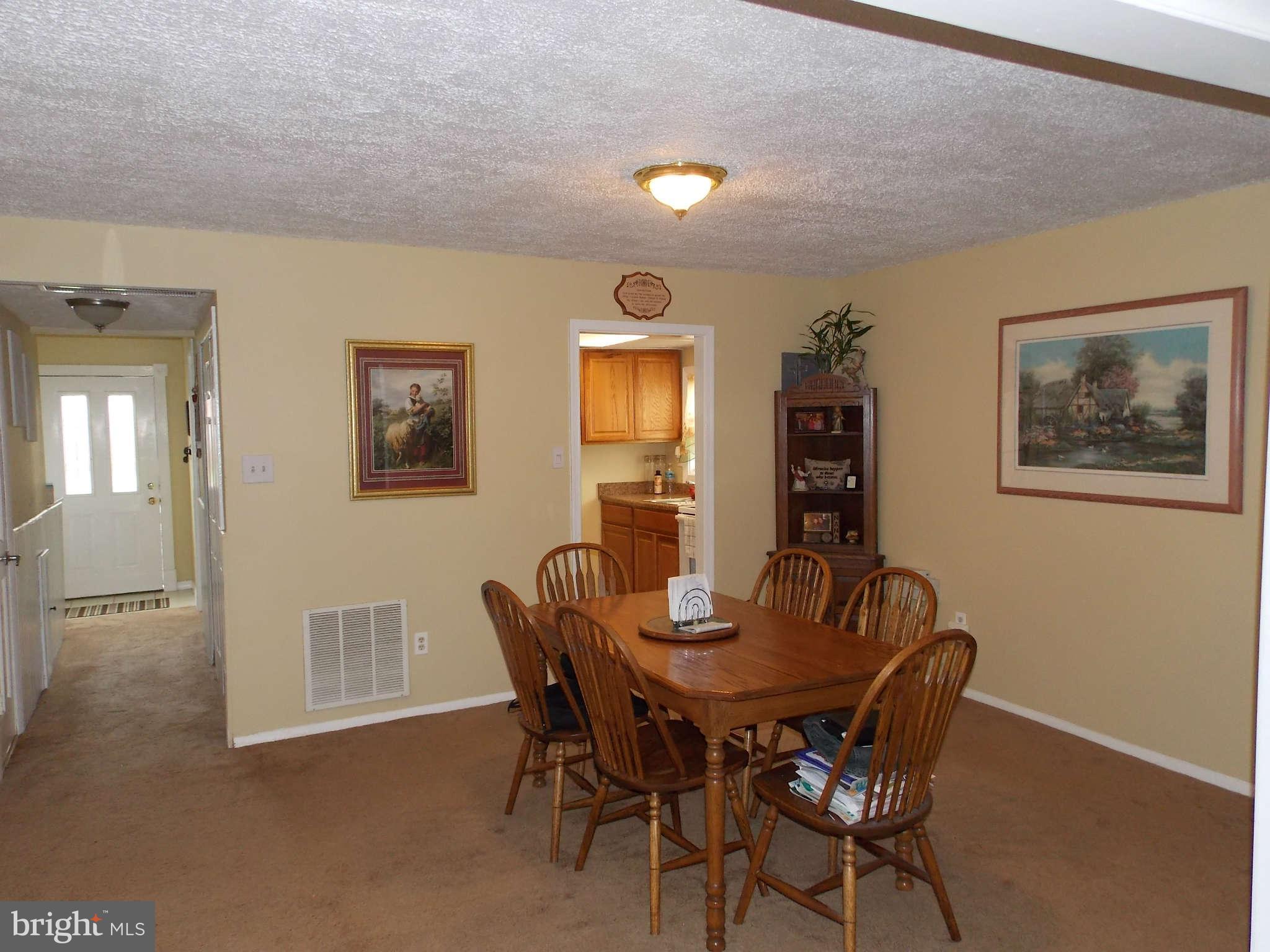 150 Dunlap Road Pasadena, MD 21122 - Photo 2 of 19 Dining Room