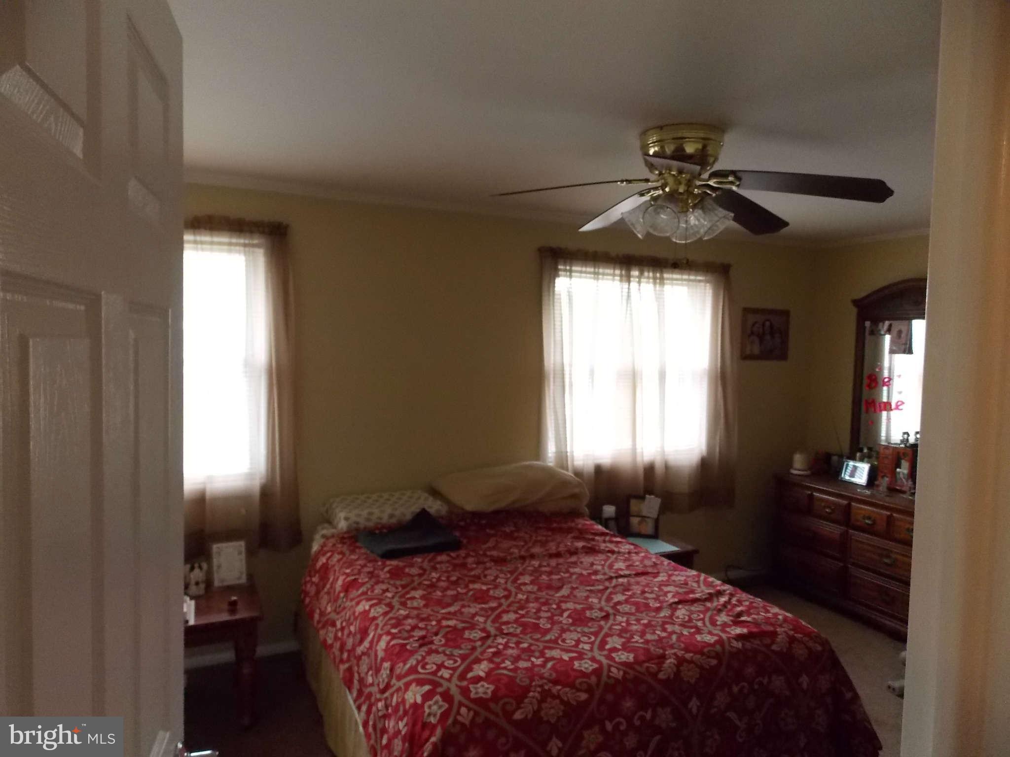 150 Dunlap Road Pasadena, MD 21122 - Photo 11 of 19 Bedroom (Master)