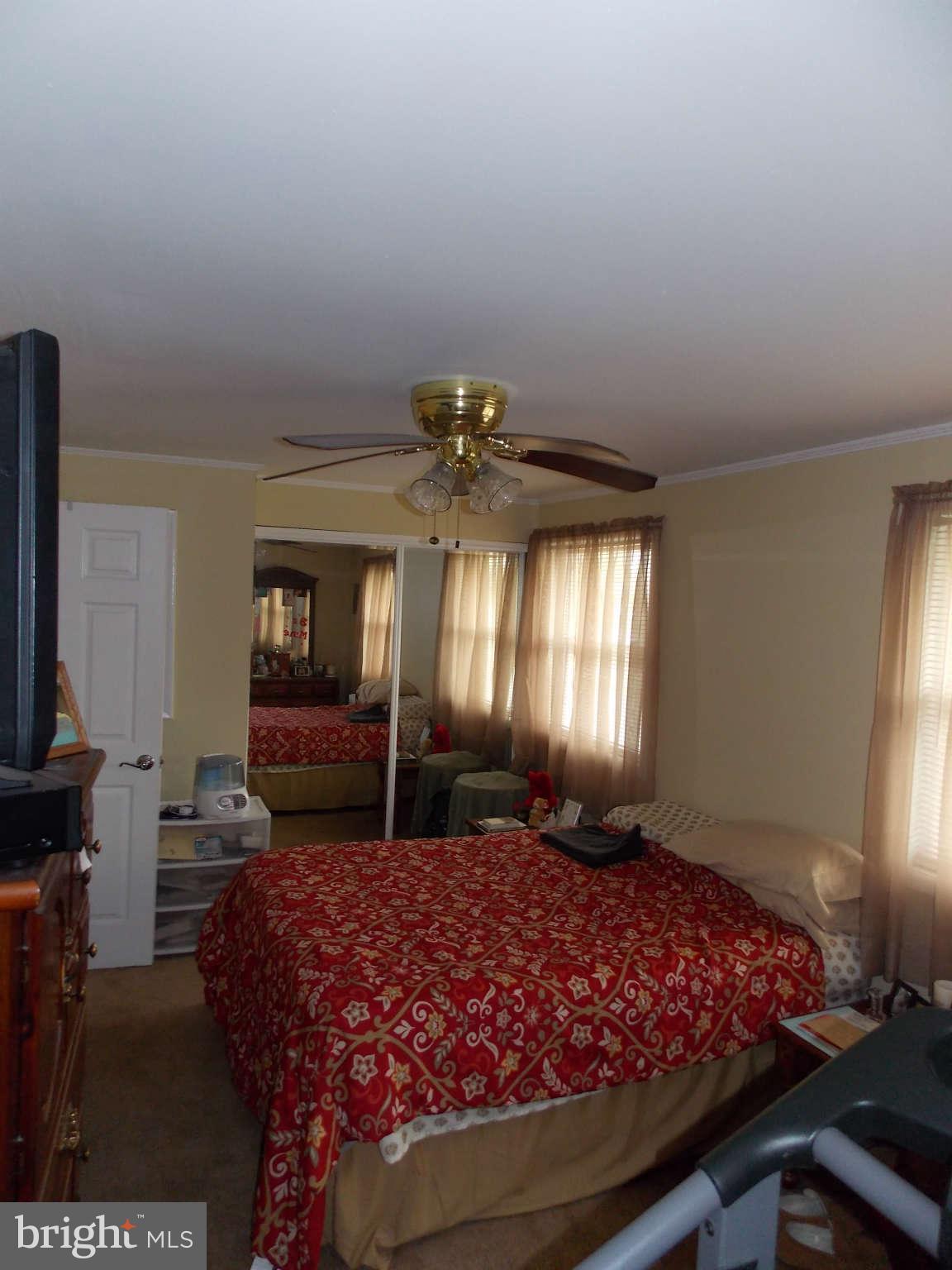 150 Dunlap Road Pasadena, MD 21122 - Photo 12 of 19 Bedroom (Master)