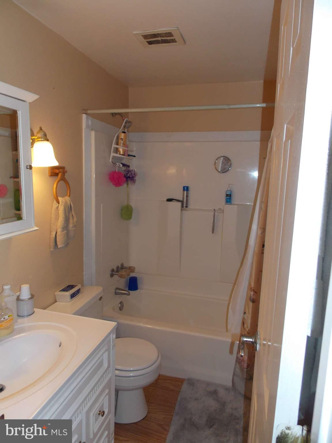 150 Dunlap Road Pasadena, MD 21122 - Photo 16 of 19 Bath