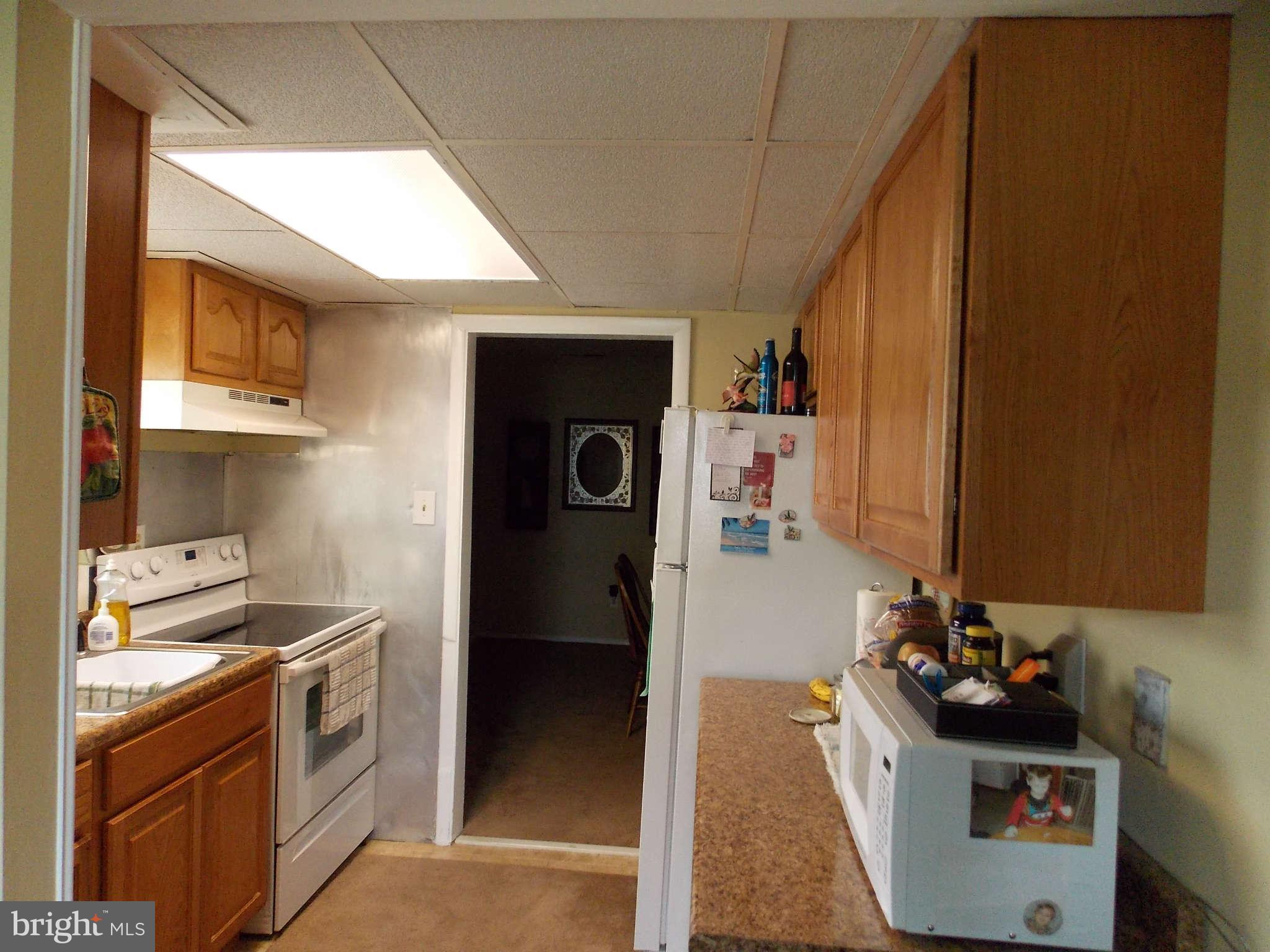 150 Dunlap Road Pasadena, MD 21122 - Photo 4 of 19 Kitchen