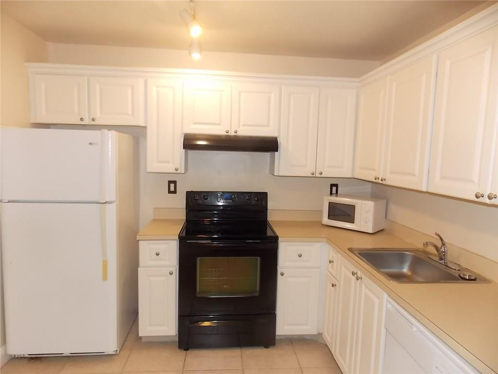 721 North Pine Island Road, Unit 108 Plantation, FL 33324 - Photo 4 of 23 Photo 4