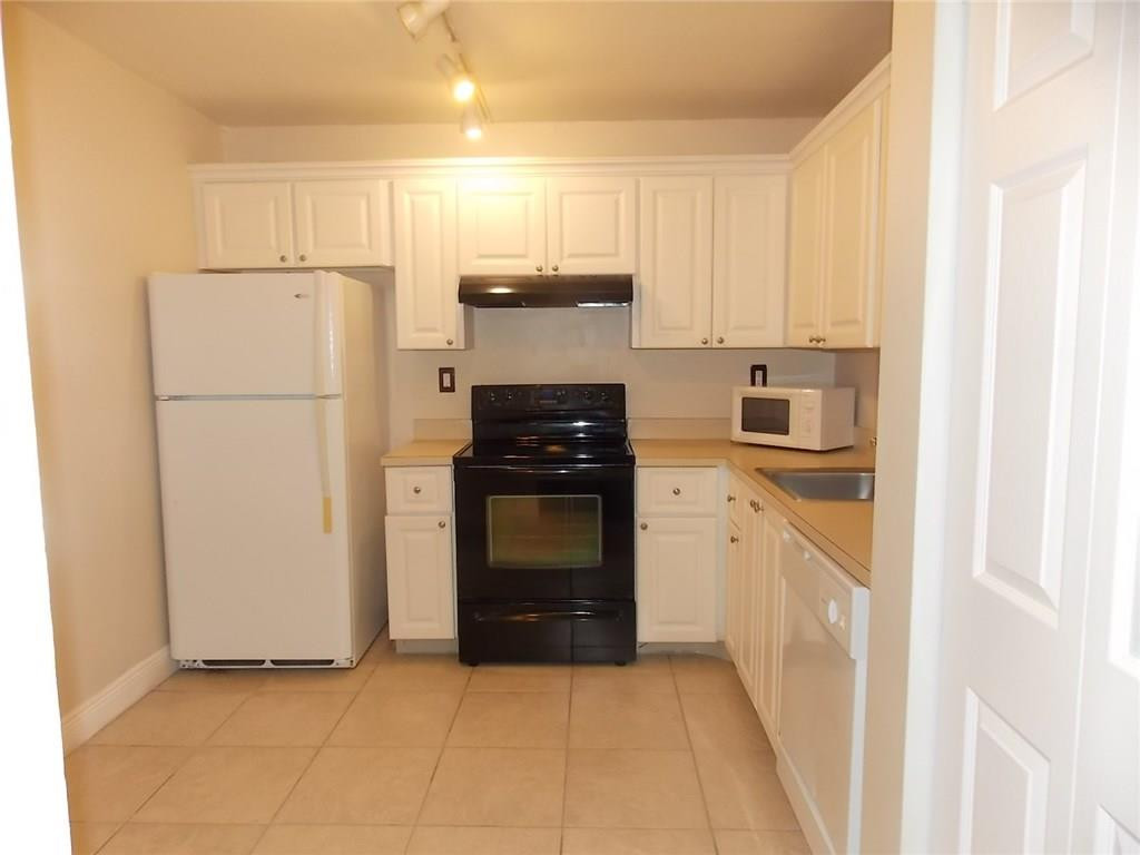 721 North Pine Island Road, Unit 108 Plantation, FL 33324 - Photo 5 of 23 Photo 5