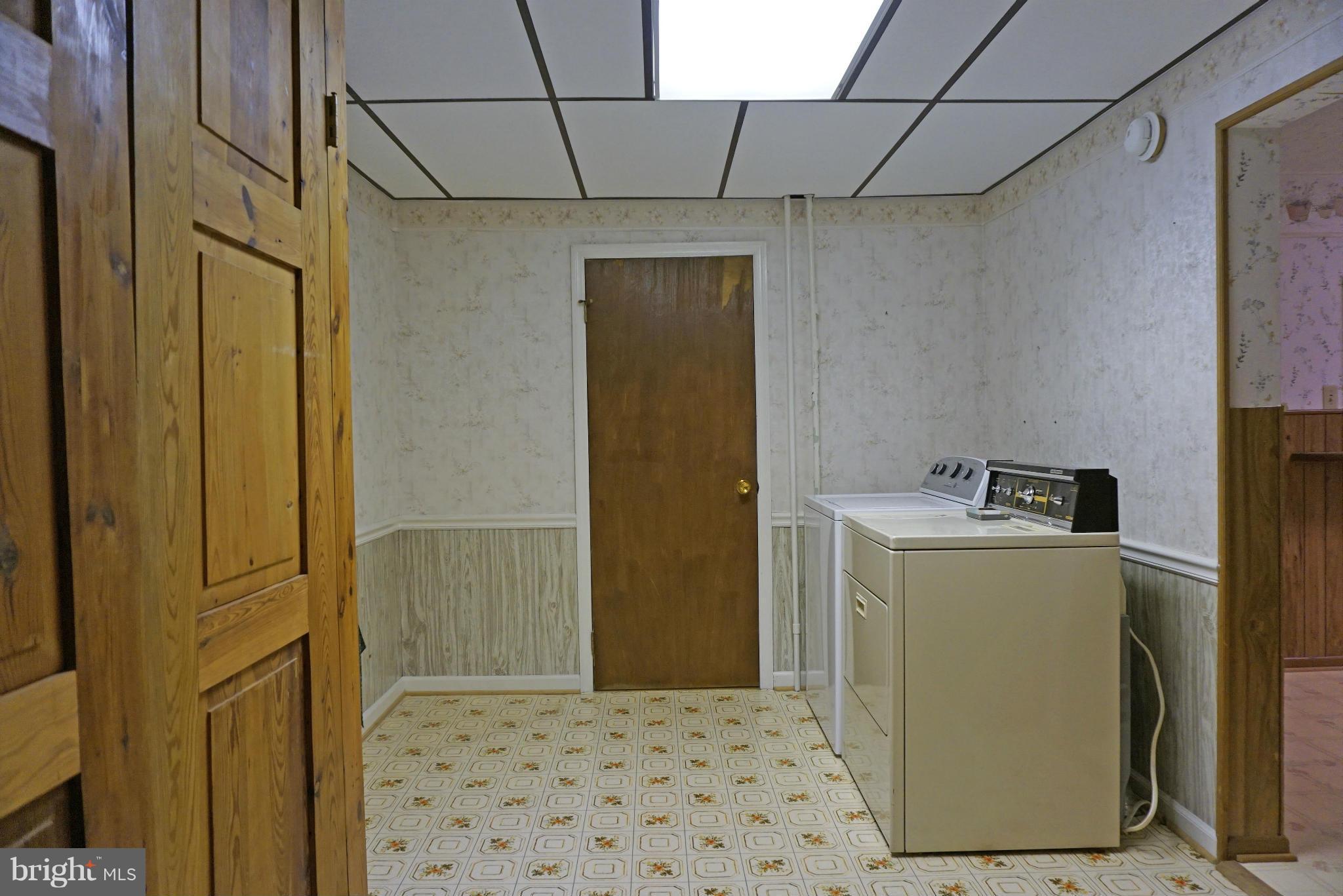 324 Bufflick Road Winchester, VA 22602 - Photo 11 of 29 Interior (General)
