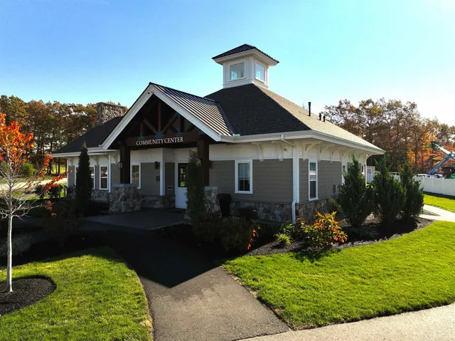 $1,216,796 | 1 Longview Drive, Unit 401, Atkinson, NH 03811