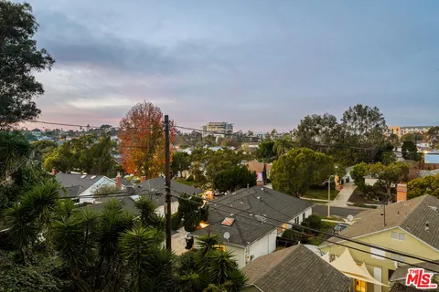 $1,695,000 | 5931 Abernathy Drive, Los Angeles, CA 90045