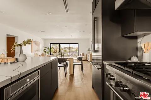 $1,695,000 | 5931 Abernathy Drive, Los Angeles, CA 90045