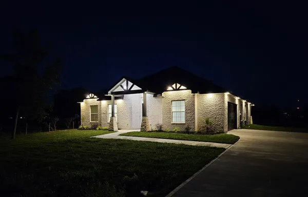 $3,500 | 7717 Prairie Street, Hitchcock, TX 77563
