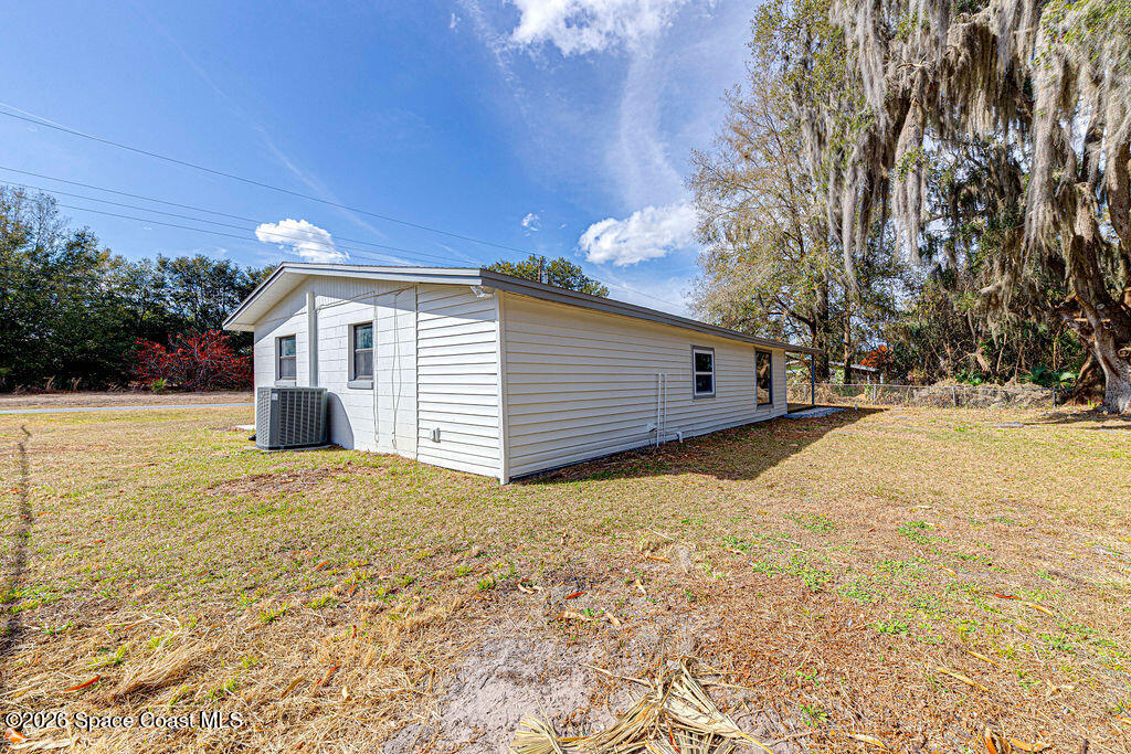 2773 Hickory Circle Mims, FL 32754 - Photo 7 of 45 #-7