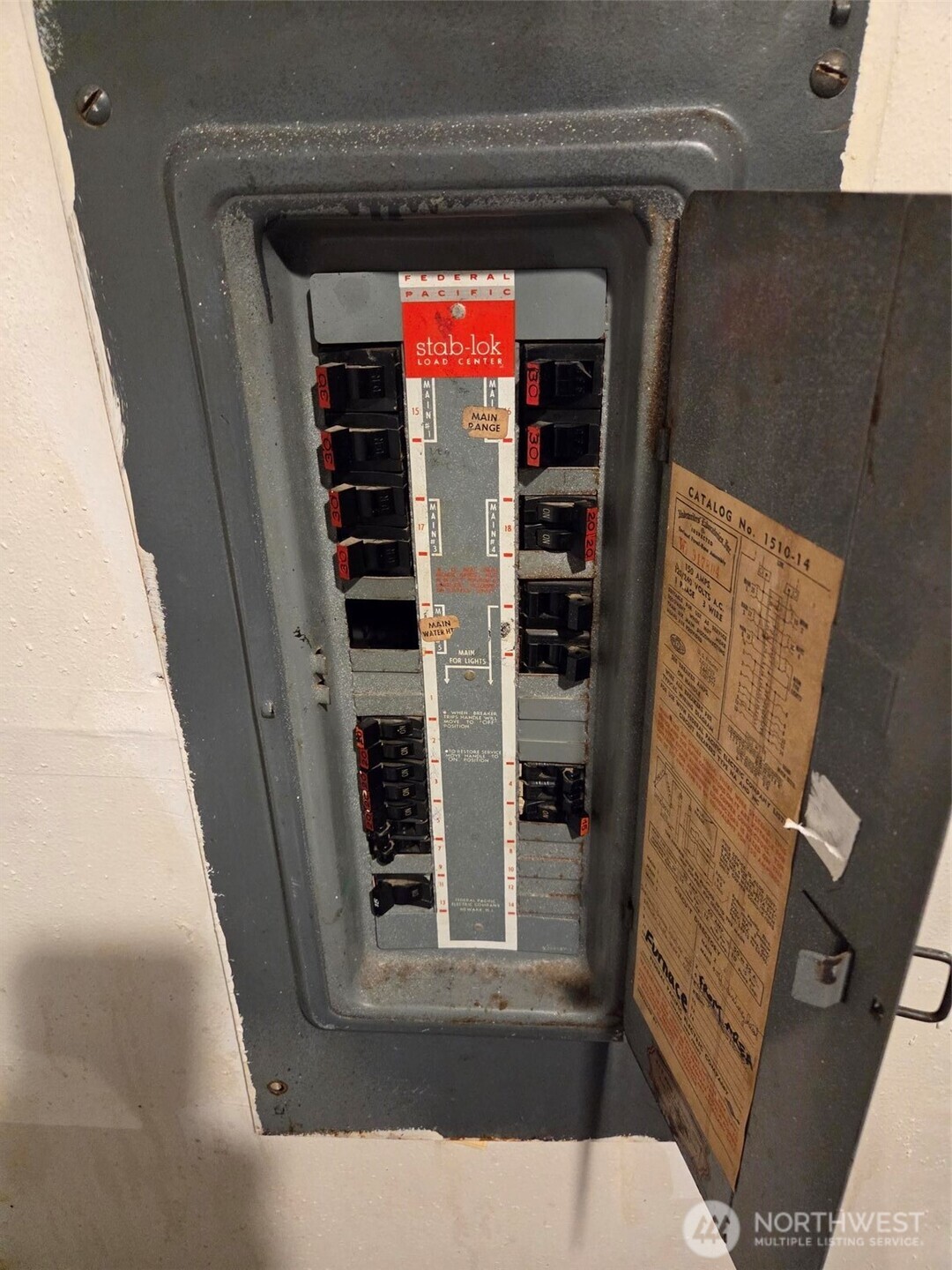 12001 Spanaway Loop Road South Tacoma, WA 98444 - Photo 10 of 20 a view of entry way