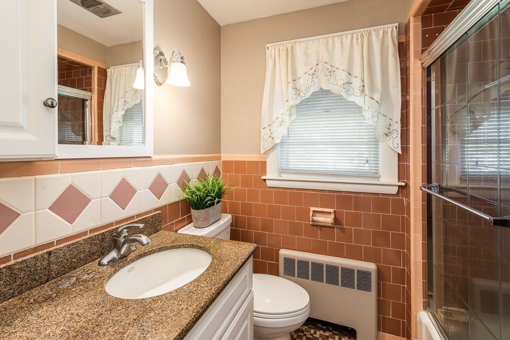45 Beagle Club Road Attleboro, MA 02703 - Photo 10 of 29 Gallery Image 10
