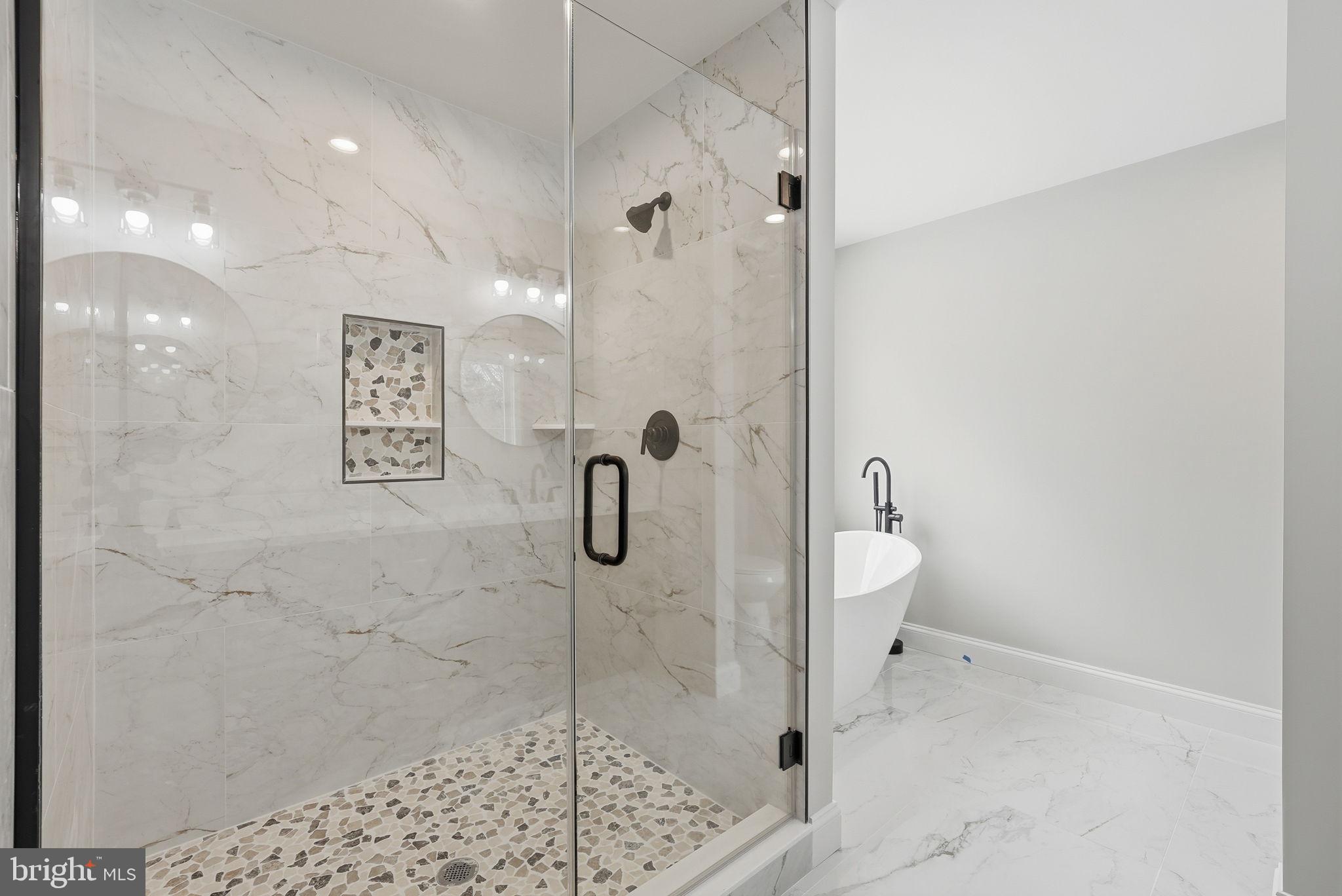 9586 South Pines Road Warrenton, VA 20186 - Photo 31 of 53 a bathroom with a shower