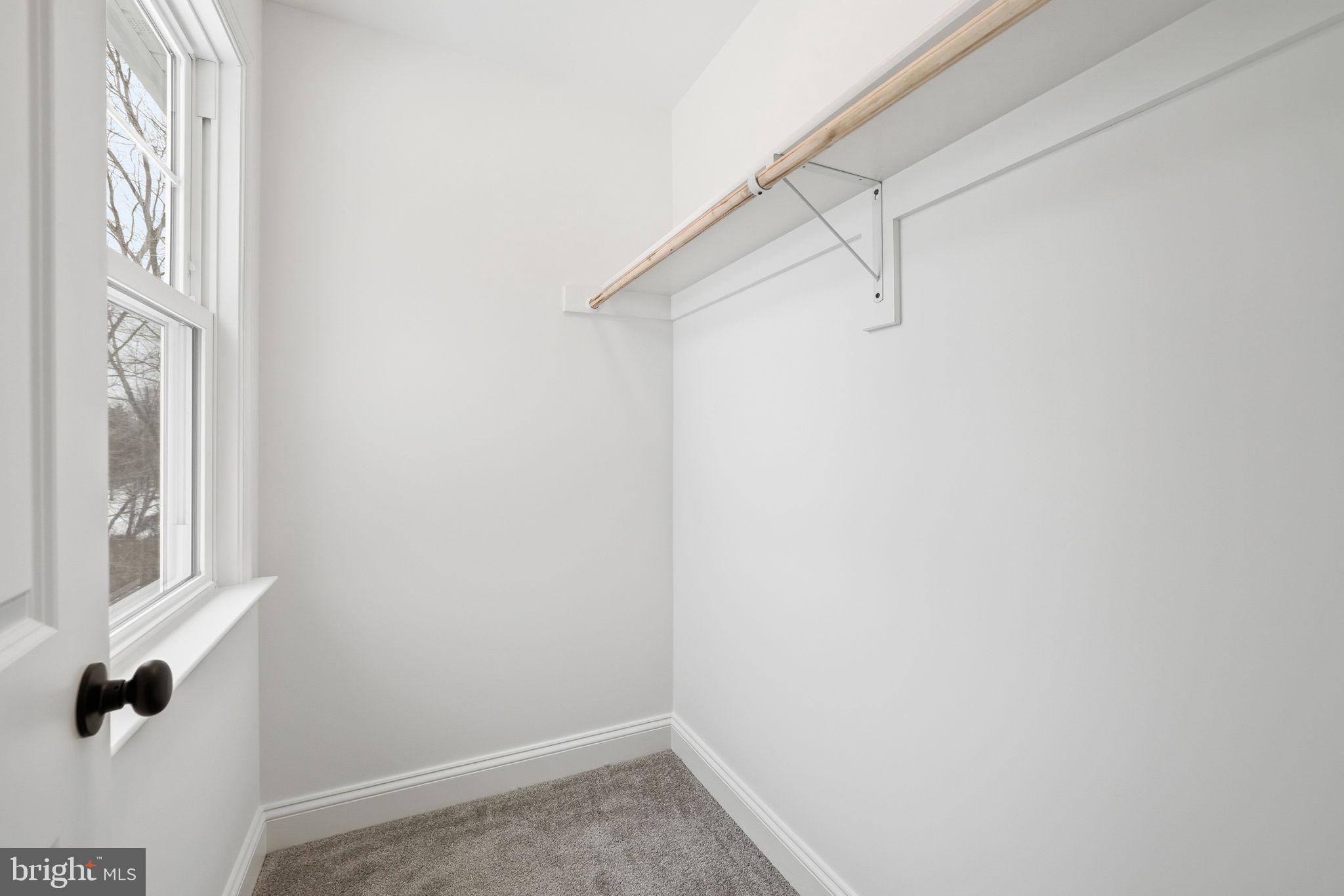 9586 South Pines Road Warrenton, VA 20186 - Photo 38 of 53 a view of an entryway