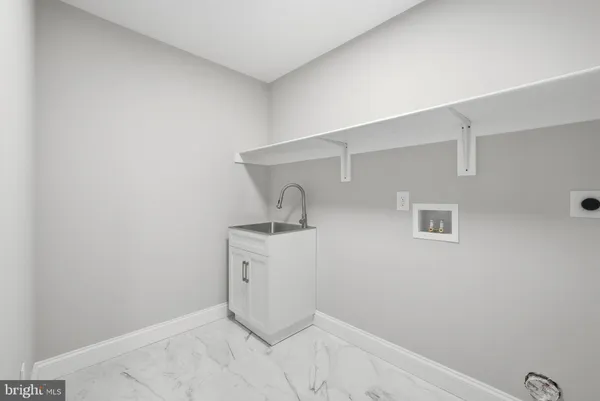 $1,200,000 | 9586 South Pines Road, Warrenton, VA 20186