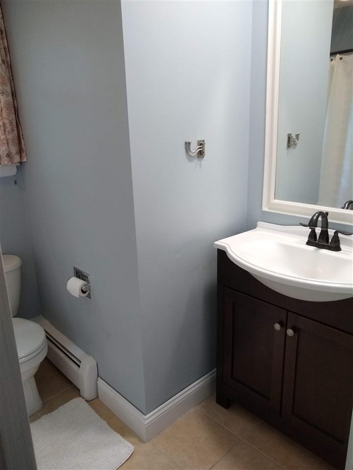 4605 Weathering Heights Road Traverse City, MI 49686 - Photo 12 of 36 1850378-11.JPG