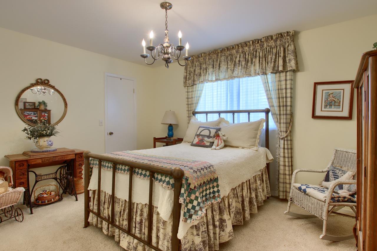 39406 John West Road Oakhurst, CA 93644 - Photo 25 of 38