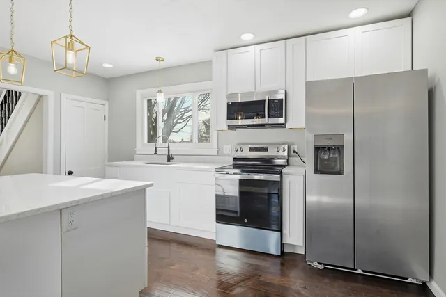 $339,900 | 81 Chestnut Street, West Springfield, MA 01089