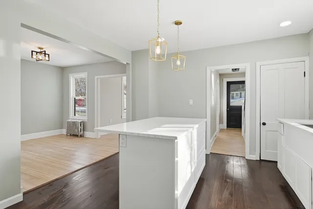 $339,900 | 81 Chestnut Street, West Springfield, MA 01089