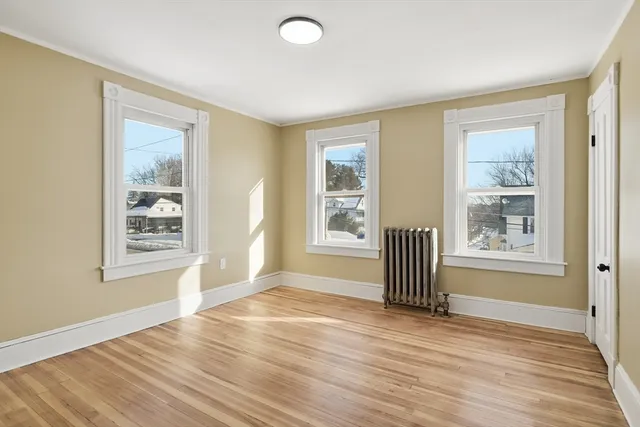 $339,900 | 81 Chestnut Street, West Springfield, MA 01089