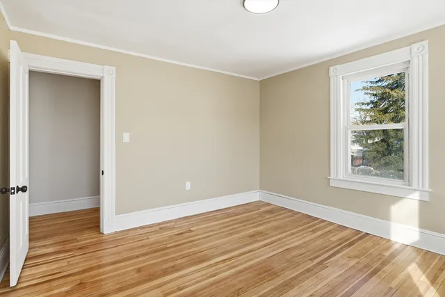 $339,900 | 81 Chestnut Street, West Springfield, MA 01089