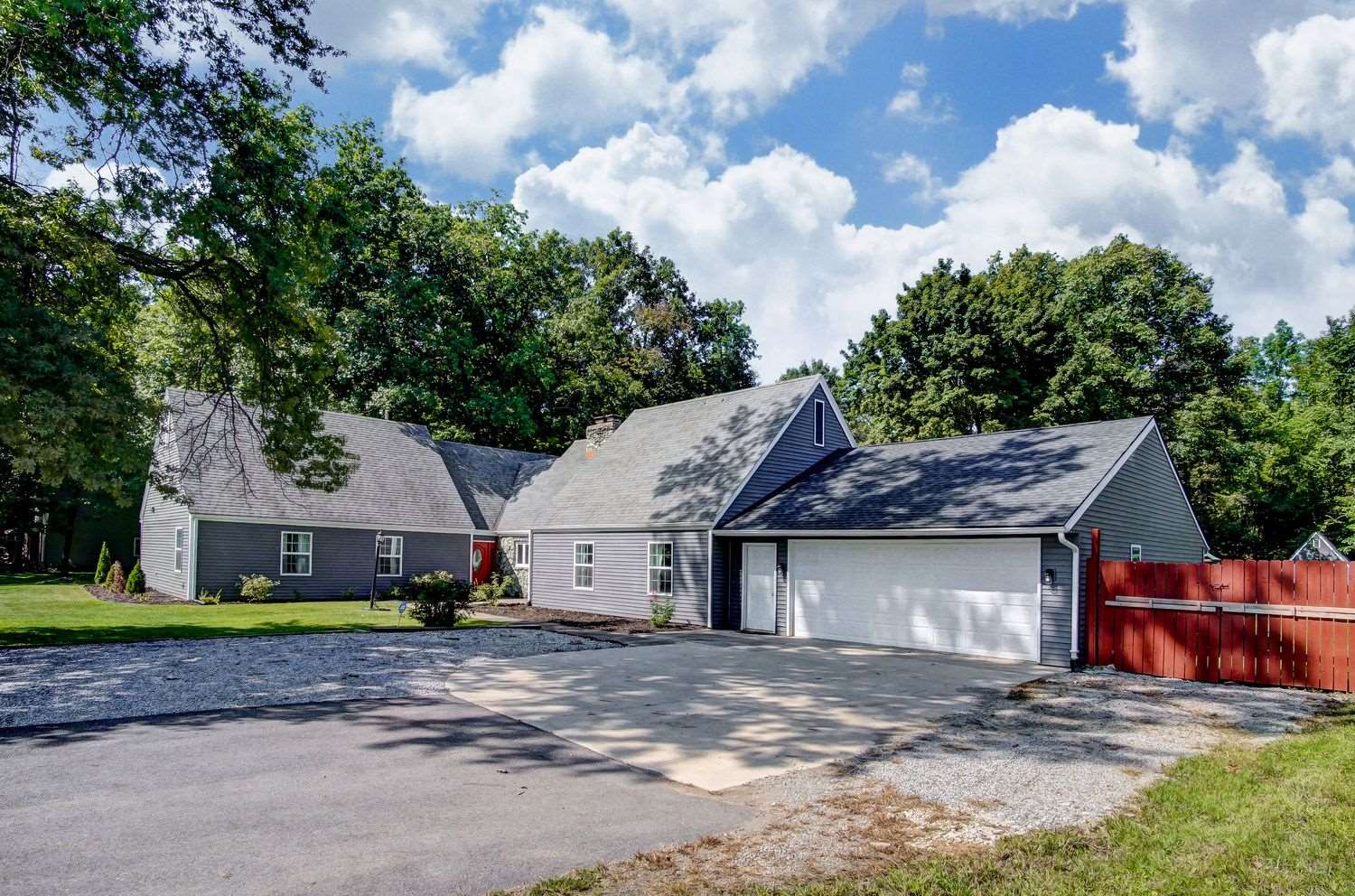 830 West Dupont Road Fort Wayne, IN 46825 - Photo 4 of 25