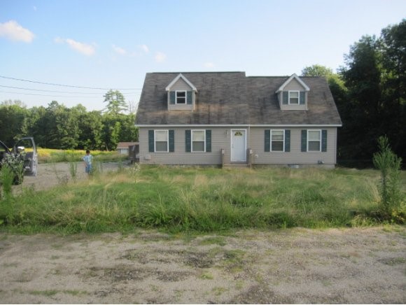 804 Concord Stage Road Weare, NH 03281 - Photo 1 of 1