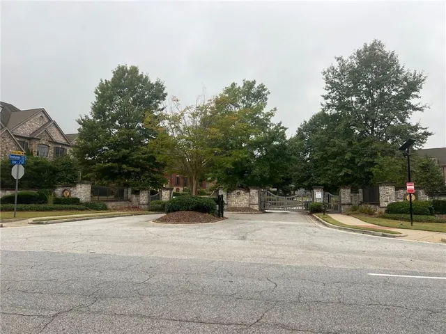 $899,900 | 2307 Treehaven Drive, Snellville, GA 30078