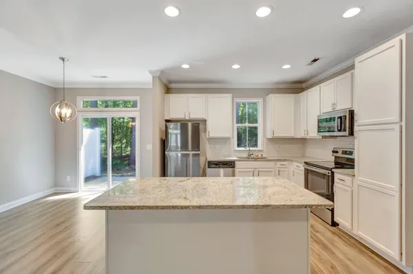 $2,010 | 9620 Scarborough Court, Summerville, SC 29485