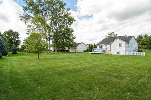 4271 East Rolston Road Linden, MI 48451 - Photo 22 of 25 21221016-21.JPG