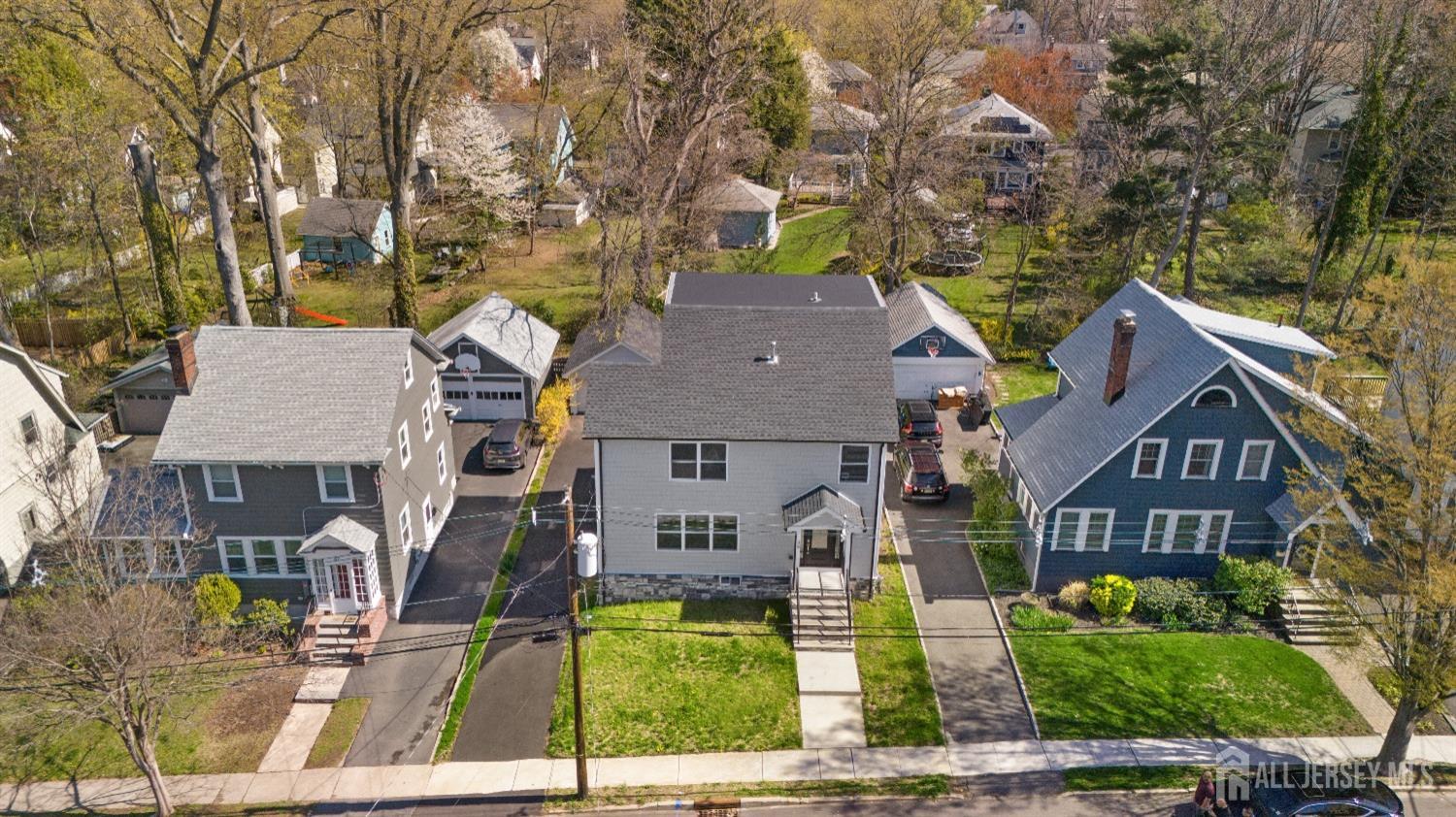 39 South Pierson Road Maplewood, NJ 07040 - Photo 11 of 68