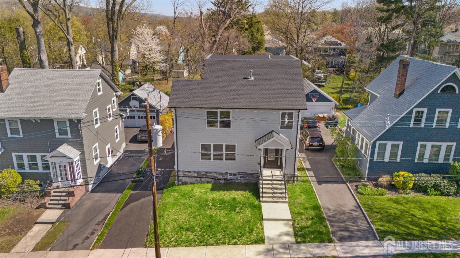 39 South Pierson Road Maplewood, NJ 07040 - Photo 10 of 68
