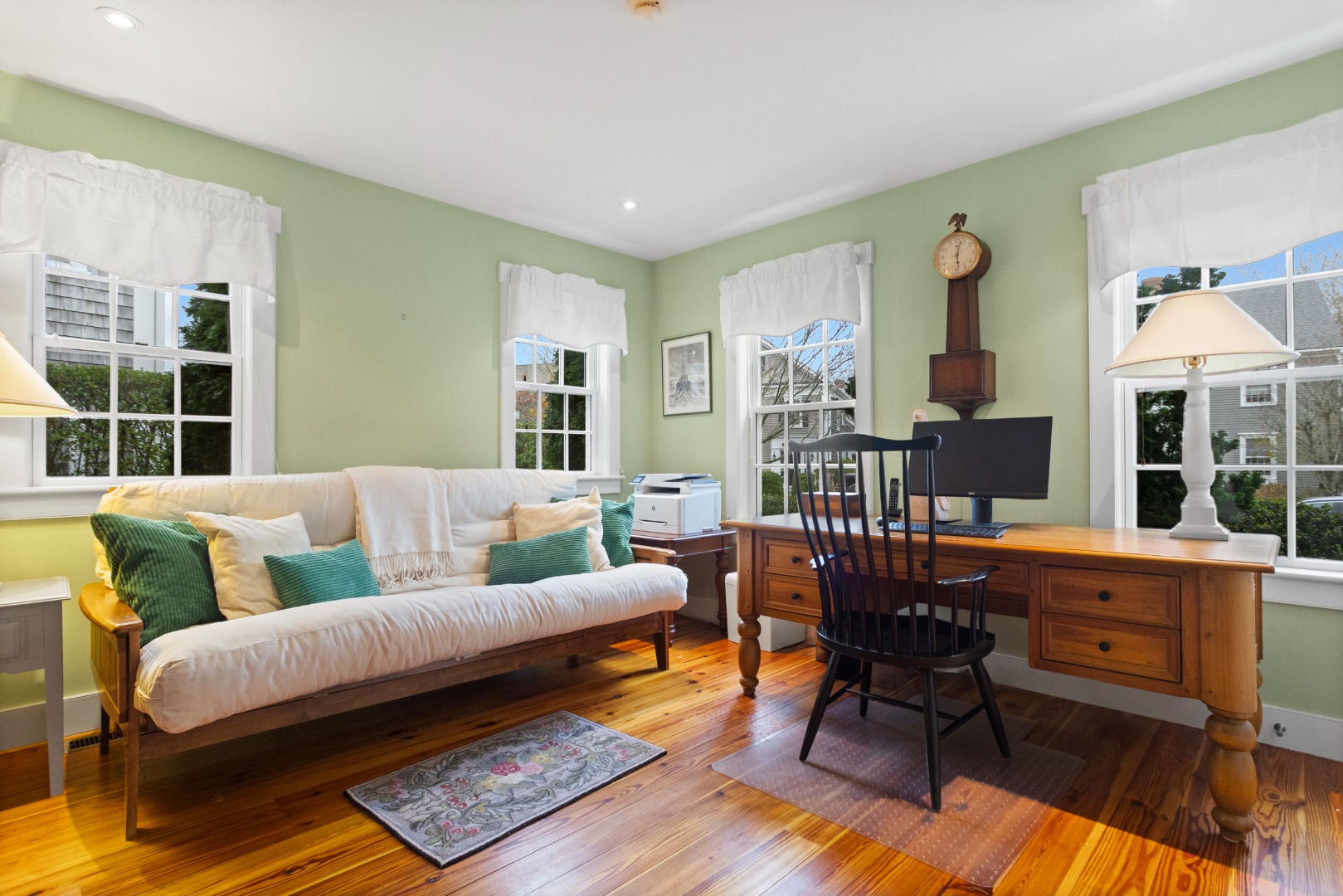 40 Goldfinch Drive Nantucket, MA 02554 - Photo 15 of 33 First Floor Office/Den