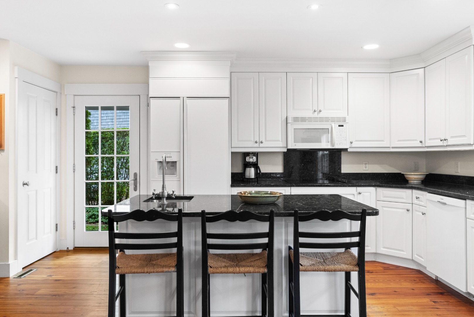 40 Goldfinch Drive Nantucket, MA 02554 - Photo 10 of 33 Kitchen and Side Door to Driveway