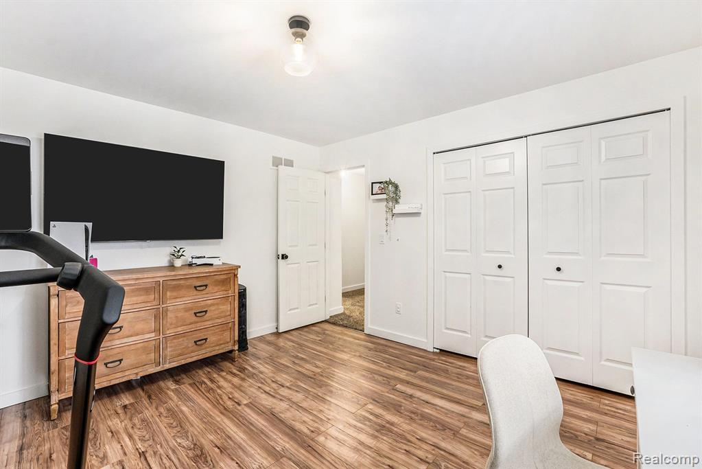 2221 Flanders Drive Rochester Hills, MI 48307 - Photo 15 of 28